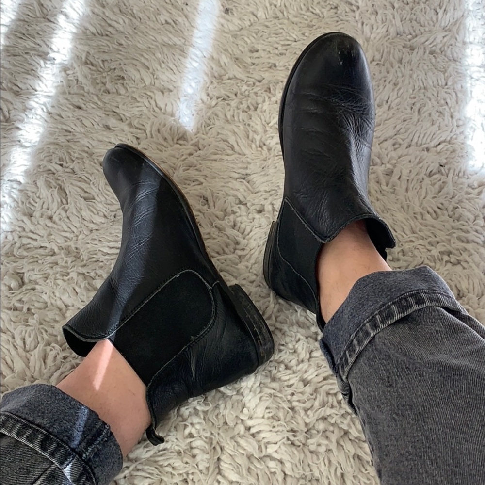 Leather Chelsea boots
